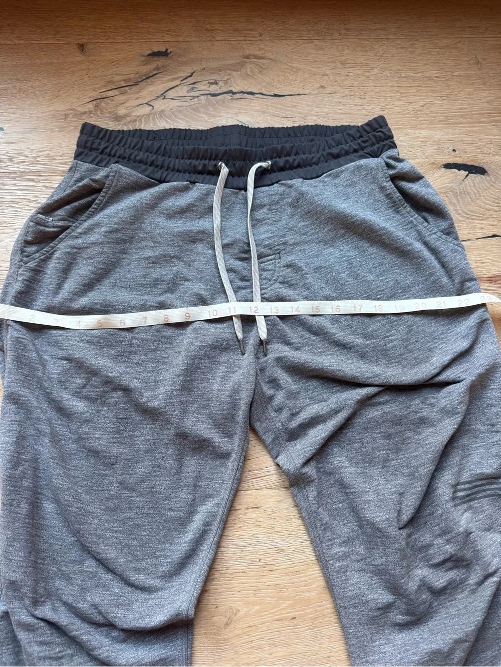 Vuori Balboa Pants Pocket Joggers Heather Gray SzM Fair Cond Price Firm!